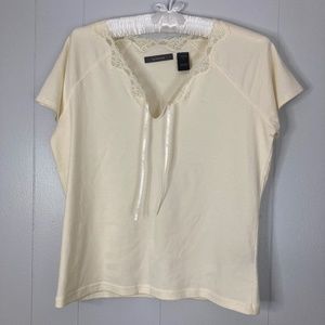 Liz Claiborne Lacy Capped Sleeve Tee Shirt Women’s Size Petite Medium